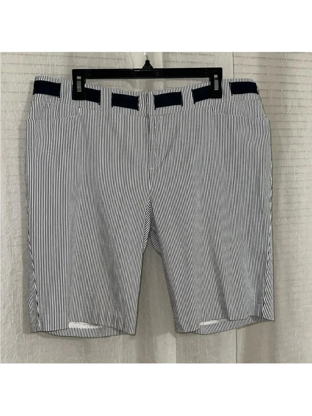 INC 14 White Navy Pin Stripe Seersucker Cotton Chino Shorts with Pockets